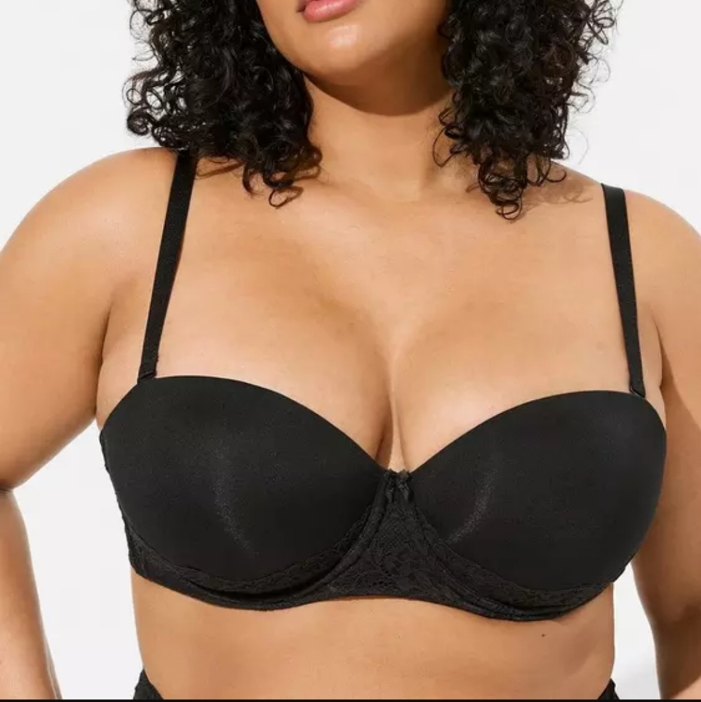 Torrid Strapless Multi Way Bra 46D
